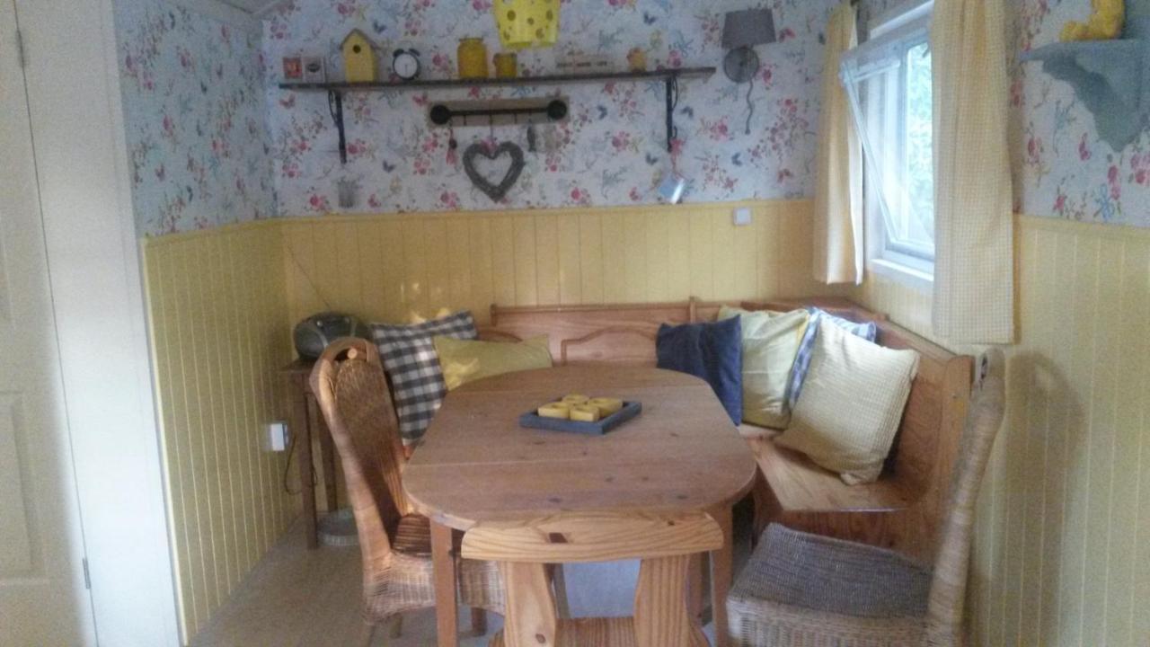 Pipowagen Camping Puur Genieten Bed & Breakfast Someren Exterior photo